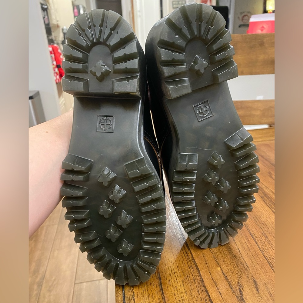Doc Martens Heeled Boots -LAST PAIR - Picture 11 of 14
